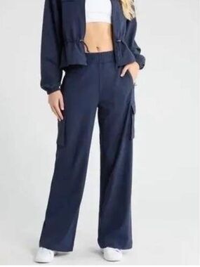 New beyond yoga S - M Navy Cargo Pants - Relaxed Fit city chic cargo